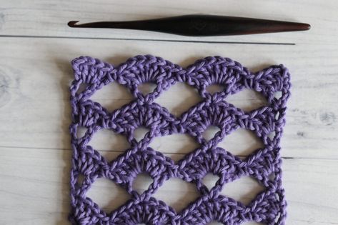 Crochet Stitch Pattern, Crochet Cowls, Lacy Crochet, Toy Hammock, Crochet Placemat Patterns, Back Post Double Crochet, Crochet Shell Stitch, Front Post Double Crochet, Crochet Tips