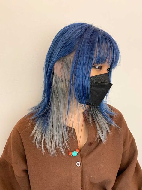 wolf cut
blue hair
silver hair
underlight hair color
silver underlights
alternative hair
asian 
asian fashion
asian hairstyle
hair dye
nyc Navy Blue And Blonde Hair, Blonde And Blue Hair, Two Color Hair, High Fashion Hair, Hair Styels, Dark Blue Hair, Korean Hair Color, Dyed Red Hair, Dyed Hair Inspiration