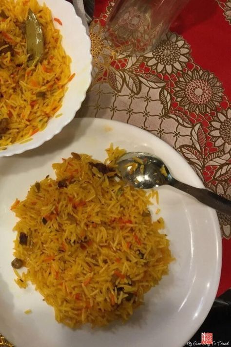 Hyderabadi Food, Goa Food, Fast Food Drinks, Veg Restaurant, Eating Food Funny, Kashmir India, Dinner Restaurants, Non Veg, Superfood Recipes