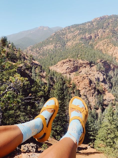 Socks, sandals, teva, shoes, hiker, hiking, outdoors, adventure, exciting, altitude Colorado, Colorado Springs, outfit, look, views Teva Sandals Aesthetic, Socks And Tevas, Tevas Outfit, Teva Outfit, Salty Granola, Sandals Aesthetic, Birks Outfit, Travel Views, Adventure Sandals