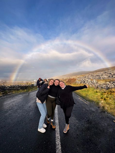 rainbows in ireland studying abroad traveling with friends Study Abroad Aesthetic Ireland, Study Abroad Ireland, Ireland Roadtrip, Study In Ireland, Ireland Girl, Traveling With Friends, Study Abroad Travel, Grad Trip, Summer Vision