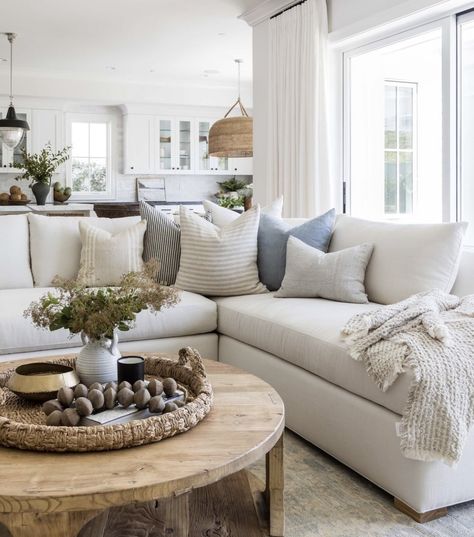 Living Room Furniture Placement, 2 Story Living Room, Rustic Modern Living Room, Modern Coastal Bedroom Ideas, Ranch Living Room, Beach Home Design, Coastal Eclectic, Beautiful Bedroom Inspiration, Coastal Style Living Room