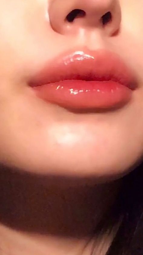 traffygirls on Instagram: Lip makeup tutorial 👄 __________________ 📩Email us for Paid Promos ________________ 📸Source : @anna.kimj _________________ Follow:… Hydrated Lips Aesthetic, Lips Astethic, Pretty Lips, Lip Tutorial, Lip Filler, Lip Makeup Tutorial, 2023 Vision, Lip Hydration, Lip Fillers