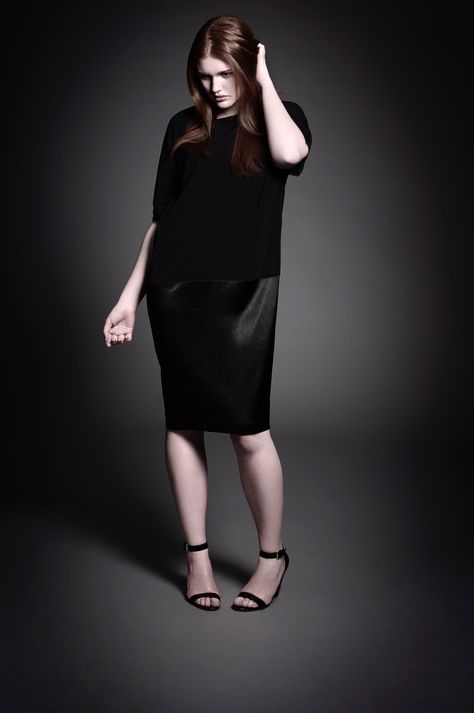 Edgy Plus Size Fashion, Universal Standard, Curvy Fashionista, Minimalist Capsule Wardrobe, Fashion Media, Plus Size Brands, Tulip Dress, Plus Size Designers, The Minimalist