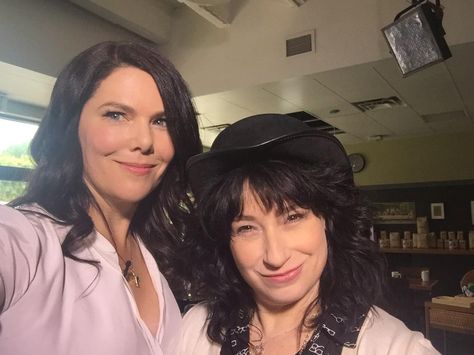 Grateful to the woman who started it all.  #asp #ATXFestival  #gilmoregirlsreunion Gilmore Girls Reunion, Gilmore Girls Cast, Luke And Lorelai, Scott Patterson, Amy Sherman Palladino, Mrs Maisel, Gilmore Girl, Lauren Graham, Gilmore Girls