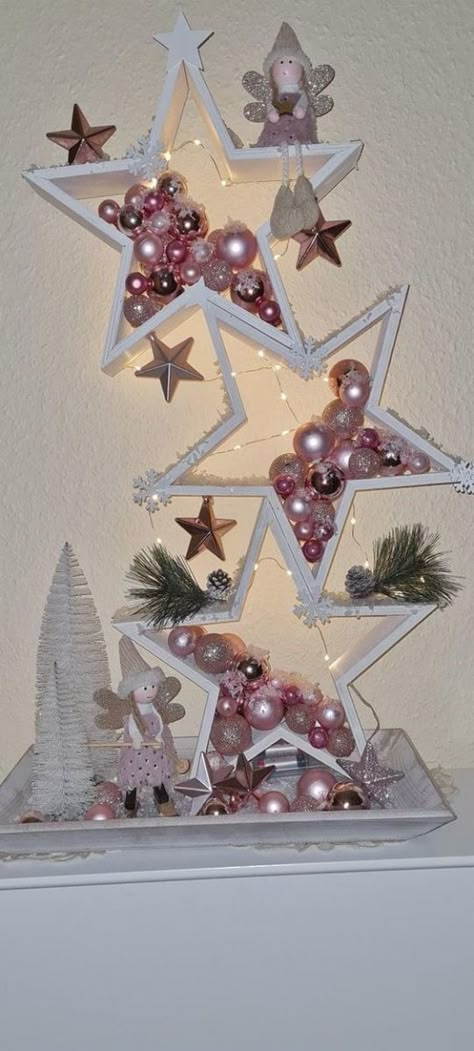 Dollar Store Christmas Decorations, Wooden Christmas Tree Decorations, Alternative Christmas Tree, Dollar Store Christmas, Dollar Tree Christmas, Christmas Decorations Diy Outdoor, Diy Christmas Decorations Easy, Christmas Tree Ideas, Holiday Crafts Christmas