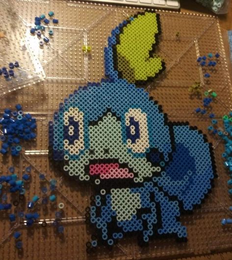 Perler Bead Crafts, Perler Bead Pokemon Patterns, Pokemon Blanket, Beads Perler, Pokemon Perler, Pokemon Cross Stitch, Pokemon Bead, Pixel Art Pokemon, Pokemon Pattern