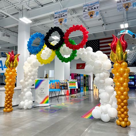 Olympic Balloon Arch, Olympics Decorations, School Wall Art, Sports Day, Balloon Decor, Balloon Art, Christmas Parties, Love Always, Balloon Arch