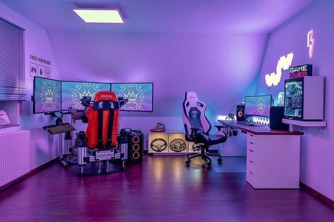 gaming pc setup aesthetic White Gaming Chair, Pc Setup Aesthetic, Racing Setup, Gaming Pc Setup, Neon Game, Small Game Rooms, Purple Lighting, Computer Desk Setup, Game Websites