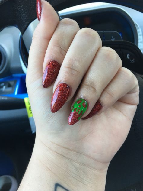 Perfect for someone who wants to look classy but add a bit of twist Apple Nail Design, Poison Apple Nails, Poison Nails, Apple Nails, Ghost Nails, Poison Apple, Poison Apples, Look Classy, Nails Ideas