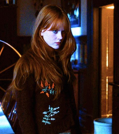 Nicole Kidman Hair Practical Magic, Gillian Practical Magic Hair, Gilly Practical Magic, Practical Magic Nicole Kidman Hair, Nicole Kidman Bangs, Gillian Owens Practical Magic, Gillian Owens Hair, Gillian Owens Aesthetic, Gillian Owens Outfit