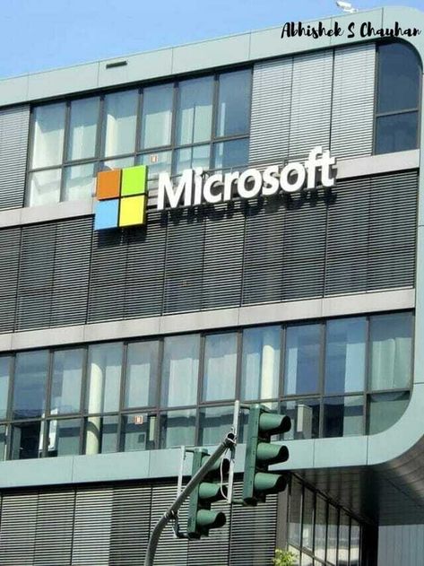 Microsoft’s weak earnings guidance Microsoft surpassed expectations on the top and bottom lines, but cloud revenue was lower than expected, and the company’s quarterly guidance also fell short of expectations. Watch this webstory. #ecommerce #marketing #directtoconsumer #entrepreneurial #startups #alwayslearning #entrepreneurslife #branding #successmindset #founders #foodbusiness #fmcg Improve Productivity, Programming Languages, Always Learning, Publishing Company, Syntax, Silicon Valley, Free Courses, Open Source, Microsoft Word