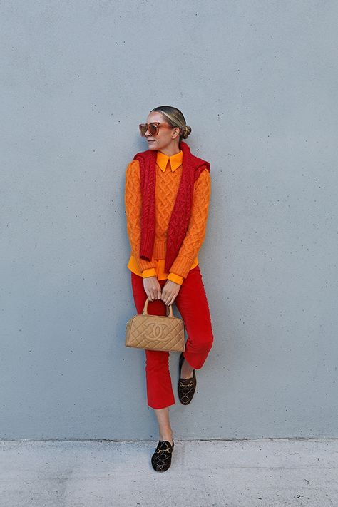 Blair Eadie, Color Blocking Outfits, Stylish Winter Outfits, Orange Outfit, Fashion Sites, Orange Blouse, Orange Sweaters, Street Style Chic, Red Outfit