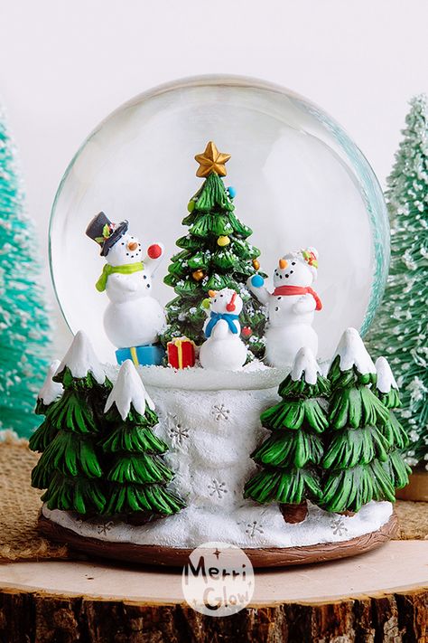 Cake Reference, Englebert Humperdinck, Snowman Snow Globe, Fantastical Creatures, Christmas Snow Globe, Snowman Family, Christmas Tree Set, Mele Kalikimaka, Christmas Snow Globes