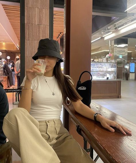 Bucket Hat Inspo, Asia Girl, Instagram Inspo, Strike A Pose, Bucket Hat, Fashion Inspo, Wardrobe, Hats, Quick Saves