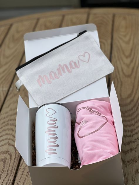 Shirt And Tumbler Gift Set, Moms Day Gifts, Mama Cricut, Mothers Day Gift Box Ideas, Mom Cup Ideas, Cricut Mothers Day Gifts, Mother’s Day Gift, Mother's Day Gift T-shirt With Screen Print, Mama Mini Tumblers