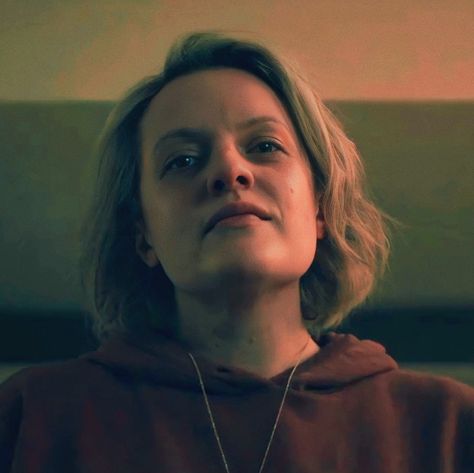 the handmaid's tale season 5 icons // the handmaid's tale icons // june osborne icons The Handmaid's Tale Quotes, Handmades Tale, June Osborne, Handmaids Tale Quotes, A Handmaids Tale, Female Heroes, Handmaids Tale, Elizabeth Moss, Our Father Who Art In Heaven