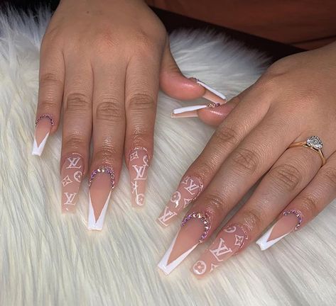 Louis Vuitton Nails, Gucci Nails, Long Acrylic Nails Coffin, Bling Acrylic Nails, Acrylic Nails Coffin Short, Summer Acrylic Nails, Pink Acrylic Nails, Square Acrylic Nails, Girls Nails