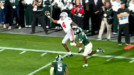 Ohio State Freshman Jeremiah Smith Stuns with One-Handed Touchdown Catch Against Iowa Jeremiah Smith, Games Drawing, Ohio State, Iowa, Ohio, The Incredibles, Quick Saves