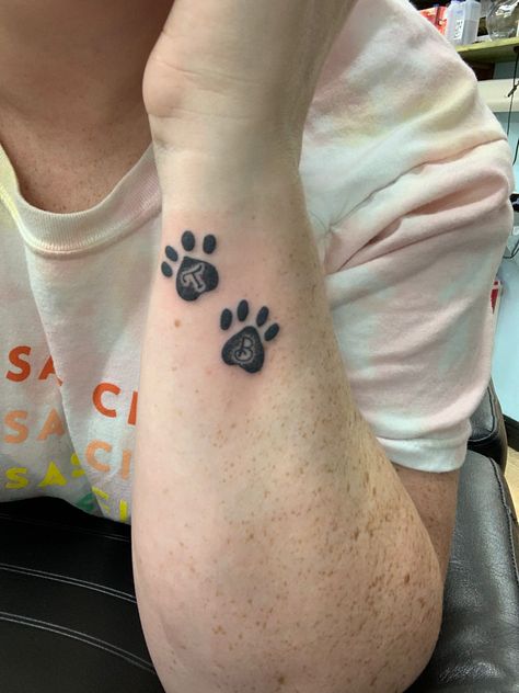 Tattoo On Calf, Cat Paw Print Tattoo, Tattoos For Female, Cat Paw Tattoos, P Tattoo, Dog Paw Tattoo, Paw Tattoo, Initial Tattoo, Calf Tattoo