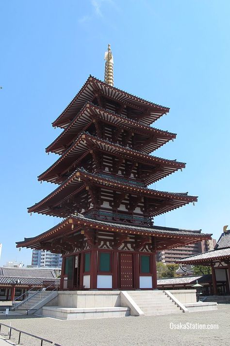 Shitennoji Temple – Osaka Station Shitennoji Temple, Osaka Food, Pagoda Temple, Japanese Traditional Architecture, Temple Gardens, Tsukiji, Covered Walkway, Japanese Temple, Wakayama