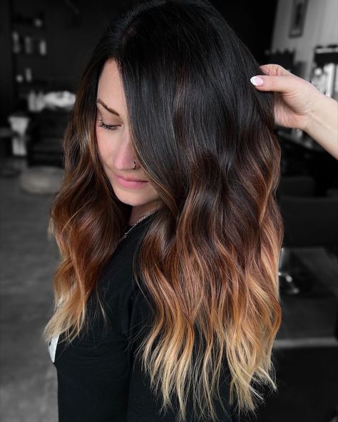 Hair Balayage On Black Hair, Balayage Black Women, Hair Balayage Black, Balayage On Black Hair, Balayage Black, Black Hair Ideas, Blonde Hair Balayage, Black And Blonde Ombre, Dark Ombre Hair