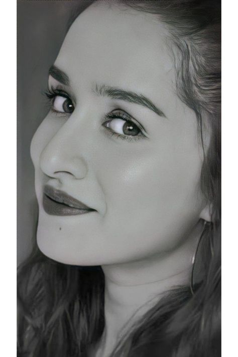 “Pencil Drawing Made Easy “ is a great learning and skills tool. Pencil Art Drawings Online Course Actor Drawing Pencil, Shraddha Kapoor Sketch, Bollywood Drawing Sketch, Bollywood Celebrity Drawings Pencil, Actress Sketch Pencil Drawings, Indian Celebrity Portraits Drawing, Indian Celebrity Drawings, Celebrity Drawings Pencil Sketch, Sanju Arts