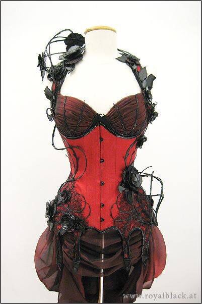 Mode Steampunk, Corset Outfit, Red Corset, Corsets And Bustiers, Corset Lingerie, Steampunk Fashion, Couture Collection, Corsets, Goth Fashion