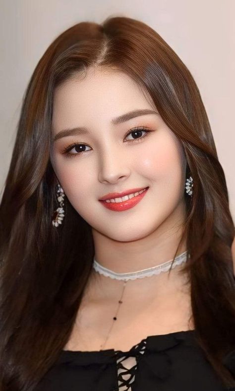 Nancy Queen, Nancy Mcdonie, Hairstyles List, Momoland Nancy, Beauty Hacks Lips, Feeling Myself, Nancy Jewel, Nancy Jewel Mcdonie, Nancy Momoland