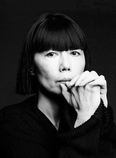 Fashion designer Rei Kawakubo receives Isamu Noguchi Award in N.Y. Rei Kawakubo Comme Des Garcons, Japanese Fashion Designers, Anti Fashion, Isamu Noguchi, Rei Kawakubo, New York Museums, Fashion People, Dark Photography, 50 Fashion