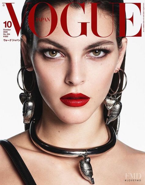 Japan October, Vittoria Ceretti, Vogue Magazine Covers, Jewelry Editorial, Fashion Cover, Vogue Covers, Vogue Japan, Famous Models, Vogue Magazine