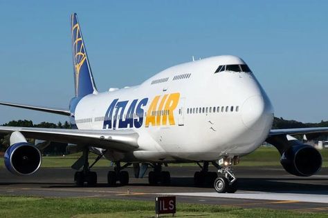 Atlas Air Worldwide Holdings on Instagram: "From first flights to first officers, there are so many fascinating stories in aviation history. Before Aviation History Month is over, tell us your favorite fact from aviation history in the comments! Learn more about Atlas Air's history at the link in our bio. 📸Photo credit: @tana40000_ ✈️Plane type: Boeing 747-422 📍Spotted at: Yokota Air Base // @yokotaairbase #AviationHistoryMonth #AviationHistory #AviationLover #B747 #YokotaAirBase #AirportP Atlas Air, Plane Spotter, Aviation Photography, Aviation History, Boeing 747, Airlines, Queen, History, On Instagram