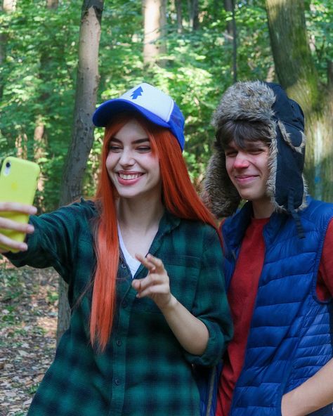 In my restless dreams, I see that town… Gravity Falls… Happy Summerween from Wendy and Dipper! 🧊🌲 #gravityfalls #wendycorduroy #dipperpines #cosplay Wendy And Dipper Costume, Dipper And Wendy Costumes, Wendy Gravity Falls Cosplay, Wendy And Dipper, Dipper Cosplay, Wendy Cosplay, In My Restless Dreams, Dipper And Wendy, Wendy Costume