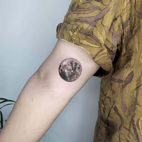 Real Moon Tattoo, Small Full Moon Tattoo, Full Moon Tattoo Men, Full Moon New Moon Tattoo, Small Full Moon Tattoo Designs, Blue Moon Tattoo, Half Moon Tattoo, Full Moon Tattoo, Moon Phases Tattoo