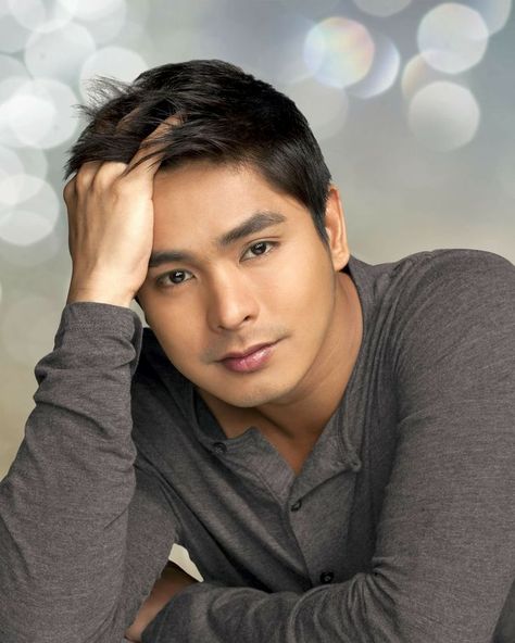 Coco Martin, top Filipino actor Martin Movie, Coco Martin, Eat Bulaga, Indie Films, Film Producer, Handsome Actors, Actor Model, Celebrity Hairstyles, Famous Celebrities