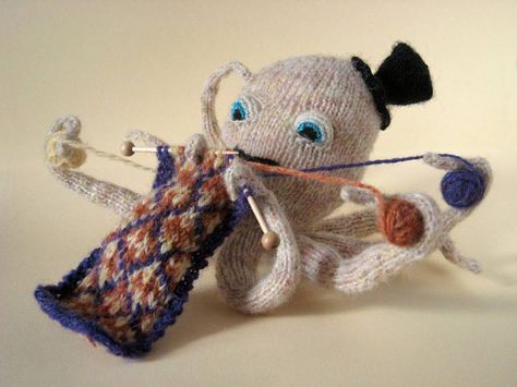 https://www.facebook.com/WeeFolkArt/photos/a.160829740298.148181.160623535298/10153971976030299/?type=3 Knitting Needle, Octopus, Yarn, Knitting