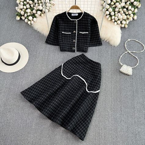 Two Piece Dress Formal Short, Sunday Dress Top And Skirt, One Set Korean Style, 2piece Outfits Skirt And Top, Sunday Dress Top, 2 Piece Outfit Set Skirts, Sunday Dress Design, Korean Casual Dress, Set Outfit Two Pieces