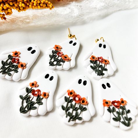 Wildflower Ghosts 🫶👻 Spooky Clay Earrings, Fall Clay Earrings, Fall Earring, Clay Making, Boho Halloween, Halloween Clay, Handmade Clay Jewelry, Earrings Fall, Diy Jewelry Inspiration