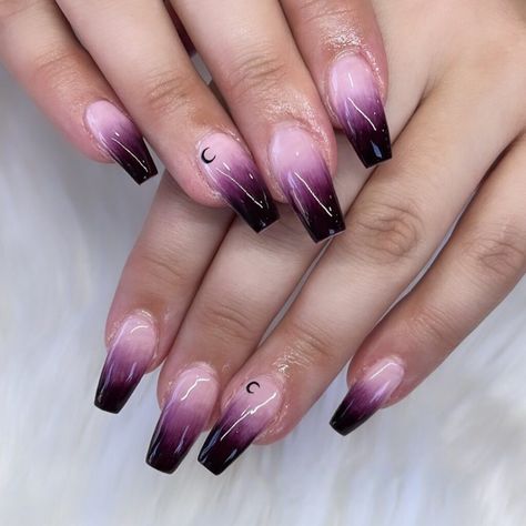 Black And Purple Ombre With Tiny Moon Ombre Witch Nails, Dark Purple Gradient Nails, Pink And Black Nail Inspo Acrylic, Red Purple Ombre Nails, Black And Purple Ombre Nails Almond, Purple Ombre Halloween Nails, Red Black And Purple Nails, Black And Purple Ombre Acrylic Nails, Black To Purple Nails