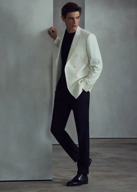 White Blazer Outfit Men, White Suit Men, Suit Editorial, Blazer Men Outfit, White Blazer Outfit, White Blazer Men, White Suit Jacket, White Blazer Outfits, Womens Suit