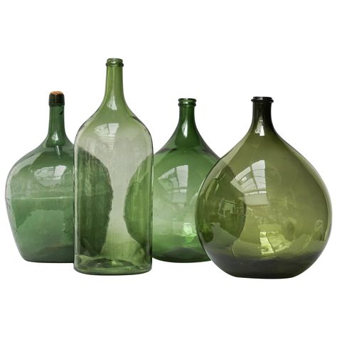 Set of Four Vintage Green Glass Bottles Demijohns, Lady Jeanne or Carboys H48 x D30 cm | 1stdibs - 1141,81 € Large Wine Bottle, Large Glass Bottle, Old Glass Bottles, Decorative Set, Green Glass Bottles, Glass Bottles Decoration, Art Of Glass, Antique Green, Vintage Green Glass