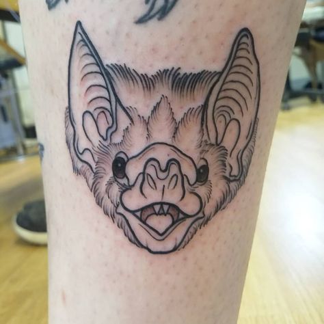 A batty boi for @hollycatherinee from today, thanks again! #bat #battattoo #tattoo #tradtattoo #traditionaltattoo #vampirebat #neotrad #neotraditional #lineworktattoo Traditional Bat Head Tattoo, Chest Tattoo Bat, Bat Head Tattoo, Bat Head, Bat Face, Medieval Tattoo, Bat Tattoo, Head Tattoo, Fruit Bat