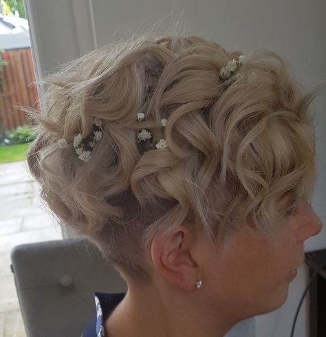 Wedding Hairstyles For Really Short Hair, Short Hairstyles For Wedding The Bride, Pixie Bridal Hair, Wedding Hairstyle Simple, Hair For 2023, Pixie Wedding Hair, Braided Wedding Hairstyles, Hairstyle Simple, Formal Hairstyles For Short Hair