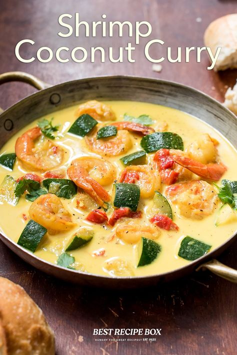 Shrimp With Vegetables, Shrimp Coconut Curry, Best Easy Dinners, Shrimp Curry Recipe, Recipe With Coconut Milk, Salmon Meatballs, Shrimp Coconut, Curry Soup Recipes, Coconut Recipe