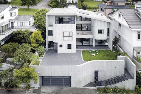 Modern Korean House Exterior, Modern Korean House, Korean House Exterior, Building Types, Funny Real Estate Quotes, Funny Real Estate, Concrete House, Real Estate Quotes, House Outside Design