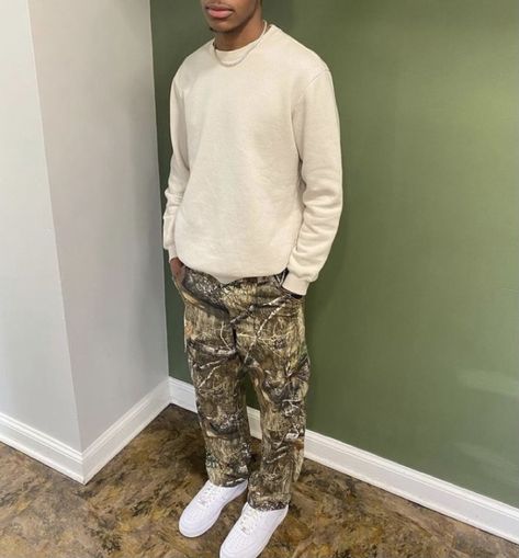 Mens Clean Fashion Aesthetic, Causal Fits Men, Camo Pants Outfit Men’s, Hunting Pants Outfit Men, Fits With Camo Pants, Mens 2024 Fall Fashion, Camo Pants Men Outfit, Men’s Cream Cargos Outfit, Baggy Camo Pants Outfit Men