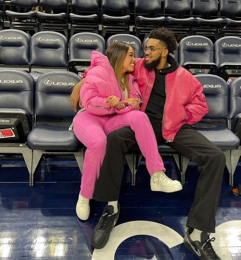 Via @JordynWoods on Instagram Nba Wife Aesthetic, Basketball Wife Aesthetic, Nba Wife, Nba Aesthetic, Nfl Wives, Basketball Girlfriend, Wife Aesthetic, Basketball Wives, Karl Anthony Towns