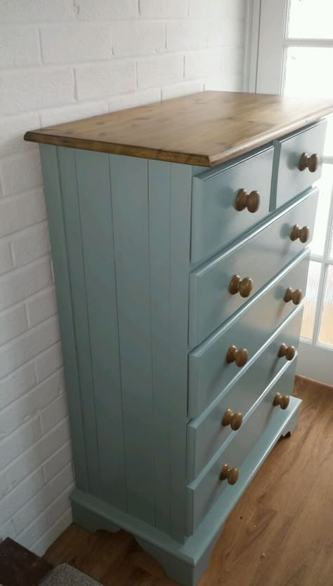 Painted Solid pine drawers                                                                                                                                                      More Painting Pine Furniture, Pine Bedroom, Pine Bedroom Furniture, Pine Dresser, Bedroom Furniture Makeover, Painted Bedroom Furniture, Shabby Chic Dresser, Pine Furniture, Furniture Renovation