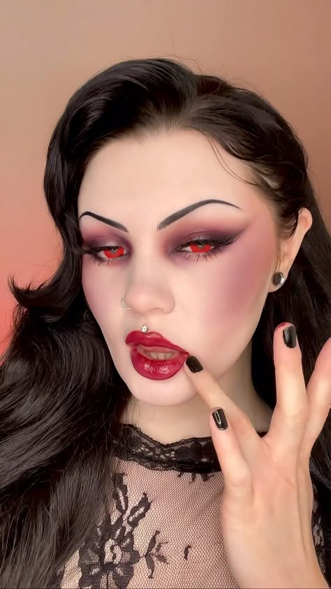 🌘 Black Moon Cosmetics®️🌒 (@blackmooncosmetics) • Instagram photos and videos Asian Vampire Makeup, Victorian Makeup Gothic, Vamp Make Up, Victorian Era Makeup, Hot Vampire Makeup, Goth Vampire Makeup, Gothic Vampire Makeup, Gothic Makeup Looks, Vampire Goth Makeup