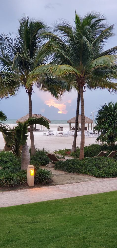 Marco Island Beach, Marco Island Florida, Tropical Holiday, Dream Vacations Destinations, Jw Marriott, Pretty Landscapes, Marco Island, Summer Destinations, Dream Beach